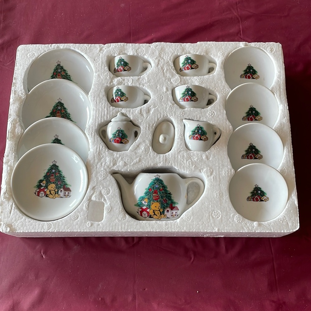 Vintage Tea Set-Christmas Bear